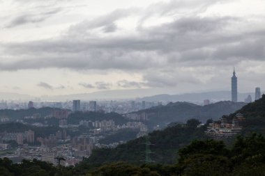 Taipei Nature City ve Taipei 101 Maokong Dağı 'ndan Tayvan görünümü