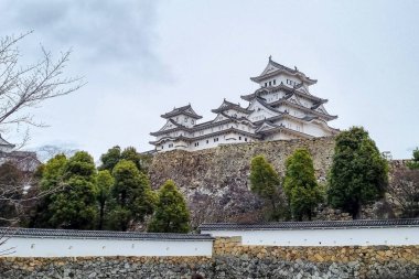 Himeji Beyaz Kalesi Japonya 'da ünlü ve güzeldir.