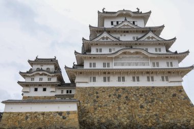 Himeji Beyaz Kalesi Japonya 'da ünlü ve güzeldir.