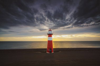 Westkapelle, Zeeland, Hollanda 'daki Deniz feneri (noorderhoofd)