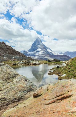 Gornergrat, İsviçre 'deki tren istasyonu. Matterhorn dağı arka planda görünür