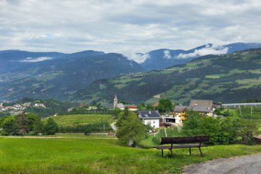 İtalya 'daki Dolomitler' in güzel manzarası