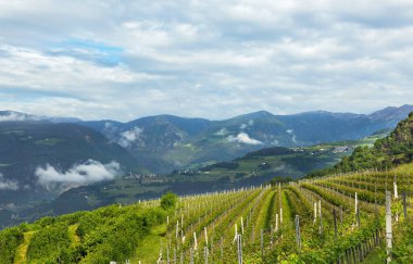 İtalya 'daki Dolomitler' in güzel manzarası