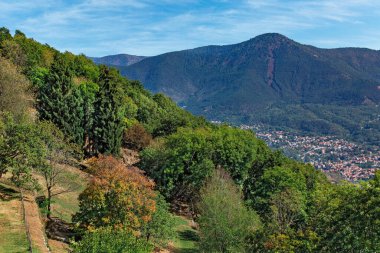 Manzara San Michele Manastırı Val di Susa Torino İtalya 'dan.