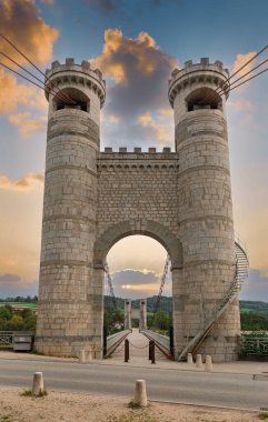 Fransa 'nın iki güzel köprüsü