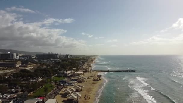 イスラエルの海岸のドローンからの航空写真 — ストック動画