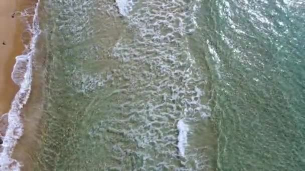 以色列海法海滨一架无人驾驶飞机的空中摄影 — 图库视频影像