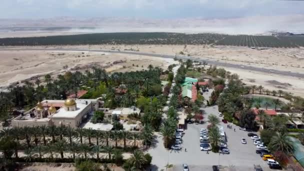 砂漠のイスラエルのセントジェラシモスのドローン修道院からの空撮 — ストック動画