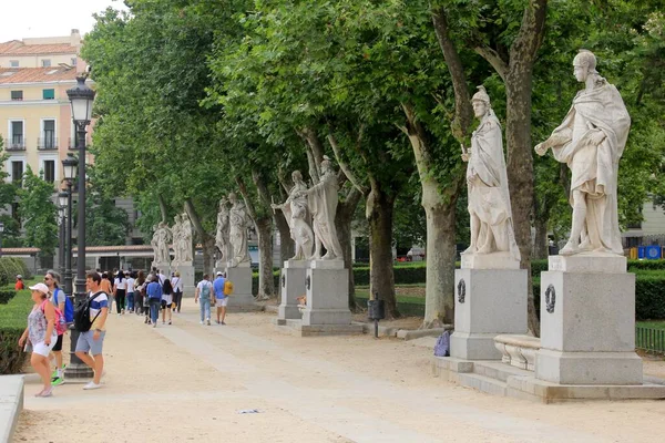 Madrid Espagne Juin 2022 Statues Palais Royal Cabo Noval Jardin — Photo