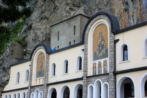 Ostrog Montenegro Junho 2023 Mosteiro Old Ostrog Lugar Peregrinação Mais — Fotografia de Stock