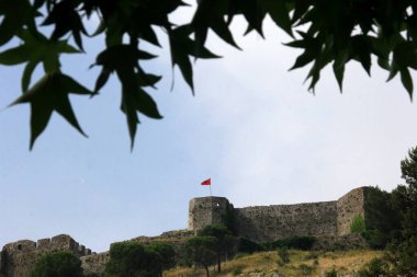 Eski Şkodra Kalesi, Rozafa Şatosu Güneşli bir yaz gününde