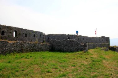 Eski Şkodra Kalesi, Rozafa Şatosu Güneşli bir yaz gününde