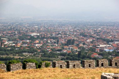 Eski Şkodra Kalesi, Rozafa Şatosu Güneşli bir yaz gününde