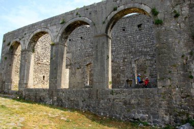 Eski Şkodra Kalesi, Rozafa Şatosu Güneşli bir yaz gününde