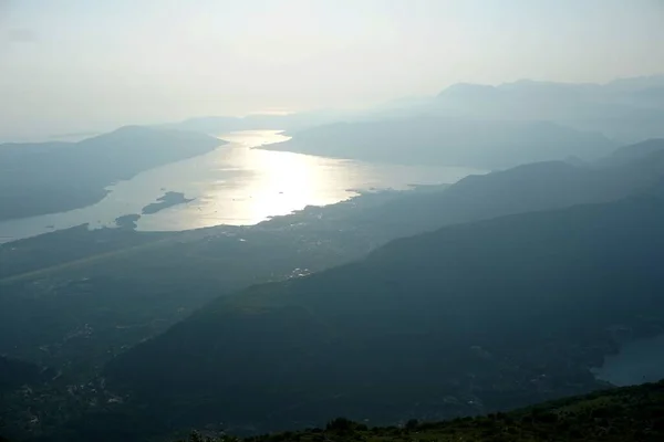 Hermosa Vista Panorámica Desde Cima Montaña Hasta Bahía Kotor Por —  Fotos de Stock
