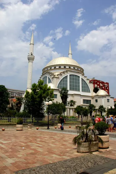 알바니아 알바니아 2023년 24일 Xhamia Madhe 알바니아의 Ebu Beker 모스크 — 스톡 사진