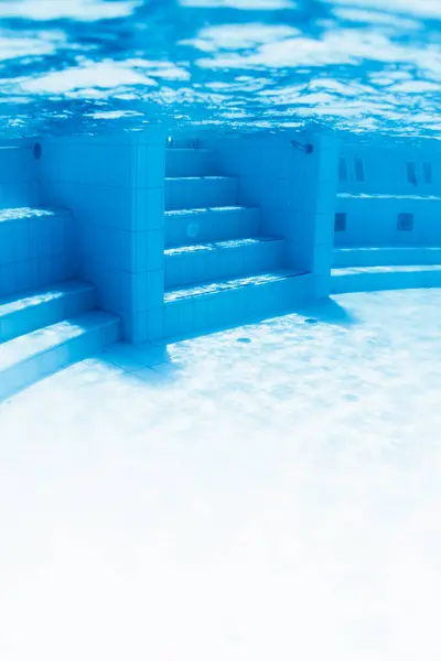 Blue-white pool bottom