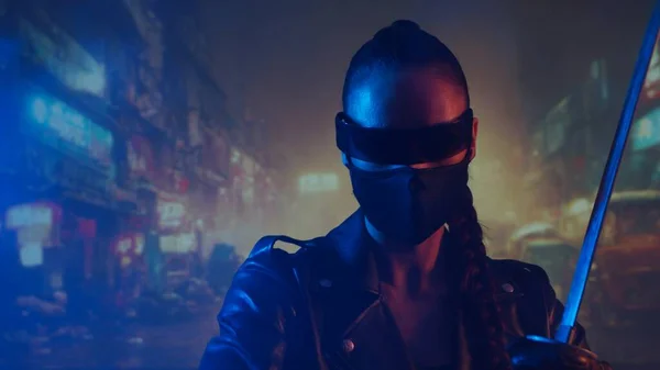 Cyberpunk Ninja Fille Dans Masque Avec Katana Belle Femme Samouraï — Photo