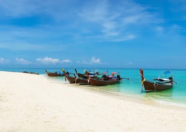 Thai Traditional Wooden Longtail Boat Beautiful Sand Beach Thailand Concept — Photo