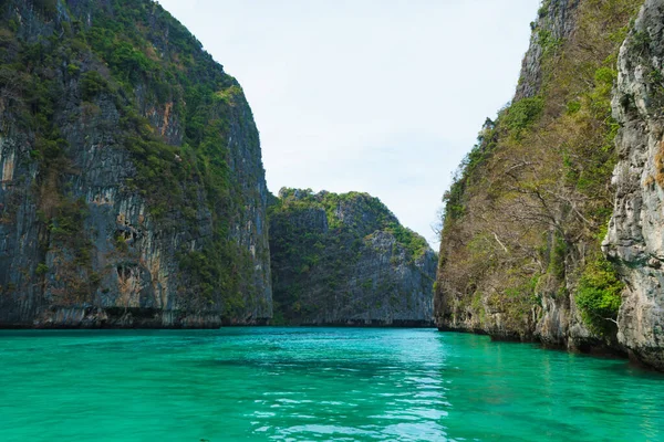 Beautiful Aea Lagoon Green Rock Thailand Traveling Vacation Concept Obrazy Stockowe bez tantiem