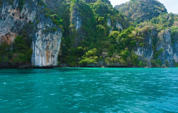 Beautiful Aea Lagoon Green Rock Thailand Traveling Vacation Concept — Stock fotografie
