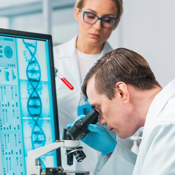 Team Professional Scientists Working Vaccine Modern Scientific Research Laboratory Genetic — Stockfoto