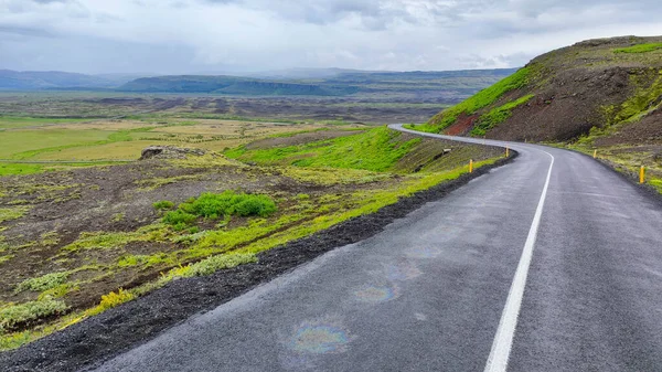 Ländliche Landschaft Mit Einer Straße Auf Island — Stockfoto