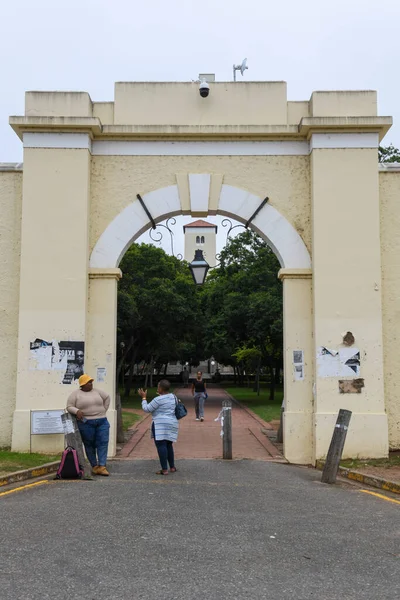 Grahamstown África Sul Janeiro 2023 Portão Entrada Universidade Grahamstown África — Fotografia de Stock