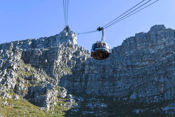 Ciudad Del Cabo Sudáfrica Febrero 2023 Teleférico Pequeña Montaña Mesa —  Fotos de Stock