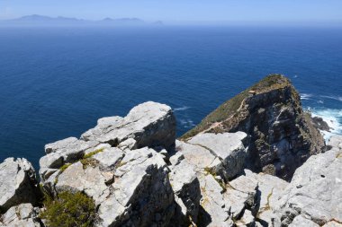 Güney Afrika 'daki Cape Point sahiline bakın.