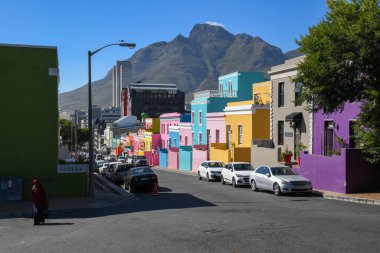 Cape Town, Güney Afrika - 3 Şubat 2023: Güney Afrika Cape Town 'da Bo Kaap' in renkli evleri