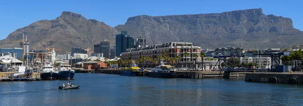 Кейптаун Південна Африка Лютого 2023 Човен Набережній Кейптауна Південна Африка — стокове фото