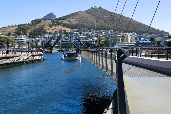 Kaapstad Zuid Afrika Februari 2023 Boot Aan Waterkant Van Kaapstad — Stockfoto