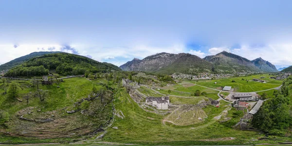 Drönare Utsikt Över Ruinerna Serravalle Slott Blenio Dalen Den Italienska — Stockfoto