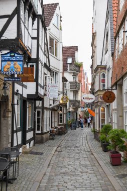 Bremen, Almanya - 22 Haziran 2023: Bremen, Almanya 'daki eski Schnoor mahallesi