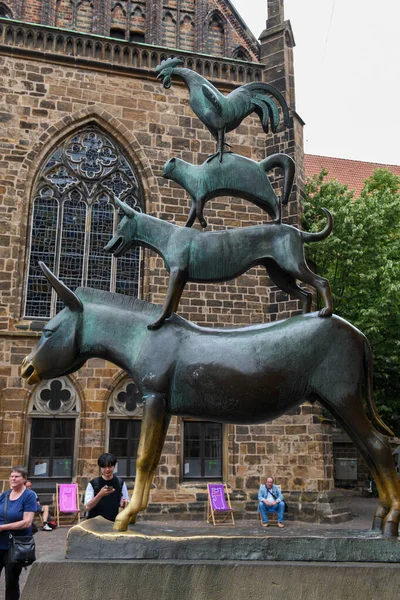 Bremen Tyskland Juni 2023 Skulptur Bremen Stadsmusiker Det Centrala Torget — Stockfoto