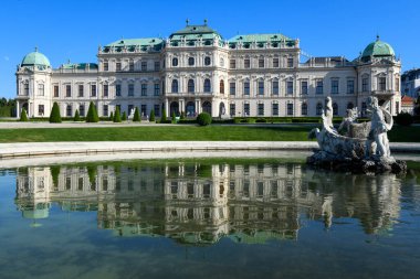 Avusturya 'daki Belvedere Şatosu' nda görüş