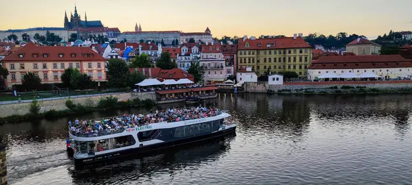 Praga República Checa Junho 2023 Barco Que Navega Praga República — Fotografia de Stock