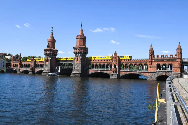 ベルリン ドイツ 2023年6月24日 ベルリン オーバーバウム橋 — ストック写真