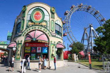 Viyana, Avusturya - 29 Haziran 2023: Avusturya 'daki Prater lunaparkına bakın