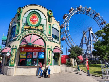 Viyana, Avusturya - 29 Haziran 2023: Avusturya 'daki Prater lunaparkına bakın