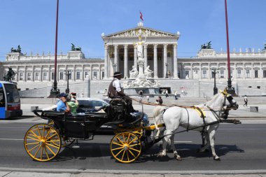 Viyana, Avusturya - 30 Haziran 2023: Avusturya Parlamentosu 'na bakınız