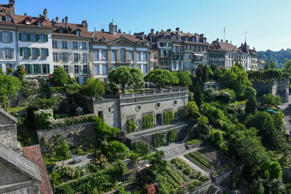 Bern, İsviçre - 10 Haziran 2023: İsviçre 'deki Bern' in eski merkezinde