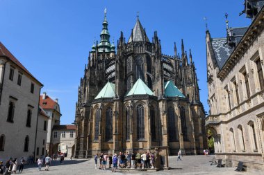 Prag, Çek Cumhuriyeti - 26 Haziran 2023: Çek Cumhuriyeti Prag 'da Aziz Vito Katedrali