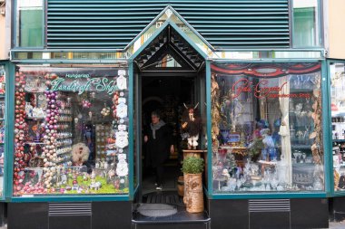 Budapeşte, Macaristan - 19 Mai 2023: Macaristan 'da Budapeşte' de bir el işi dükkanında