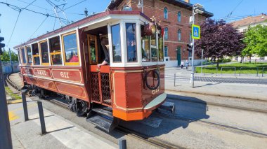 Budapeşte, Macaristan - 20 Mai 2023: Macaristan 'daki eski Budapeşte tramvayı