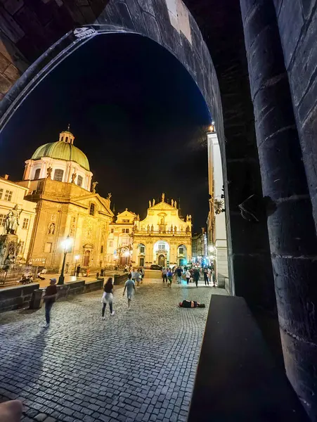 Prag, Çek Cumhuriyeti - 25 Haziran 2023: Çek Cumhuriyeti Prag 'ın eski merkezinde