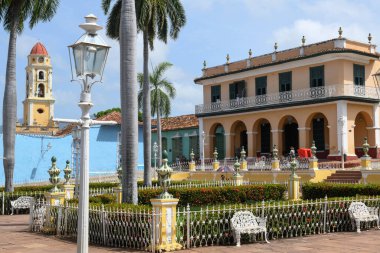 Tirinidad, Küba - 13 Ağustos 2023: Küba 'daki Trinidad koloni kasabasında manzara