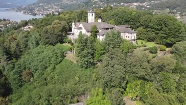 Vista Drone Monte Sagrado Orta San Giulio Ilha Itália — Vídeo de Stock