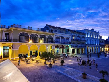 Havana, Küba - 7 Ağustos 2023: Küba 'da Havana' daki Vieja Meydanı